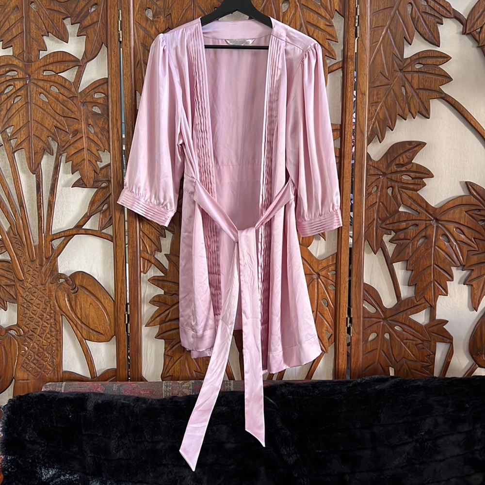 Victorias Secret Light Pink Satin Robe